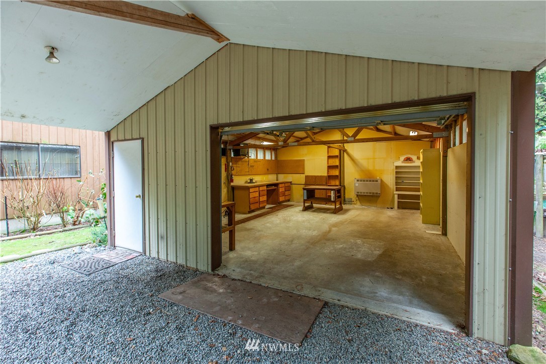 7713 Cultus Bay Road Clinton, WA 98236 - Photo 18 of 25 Gallery Image 18