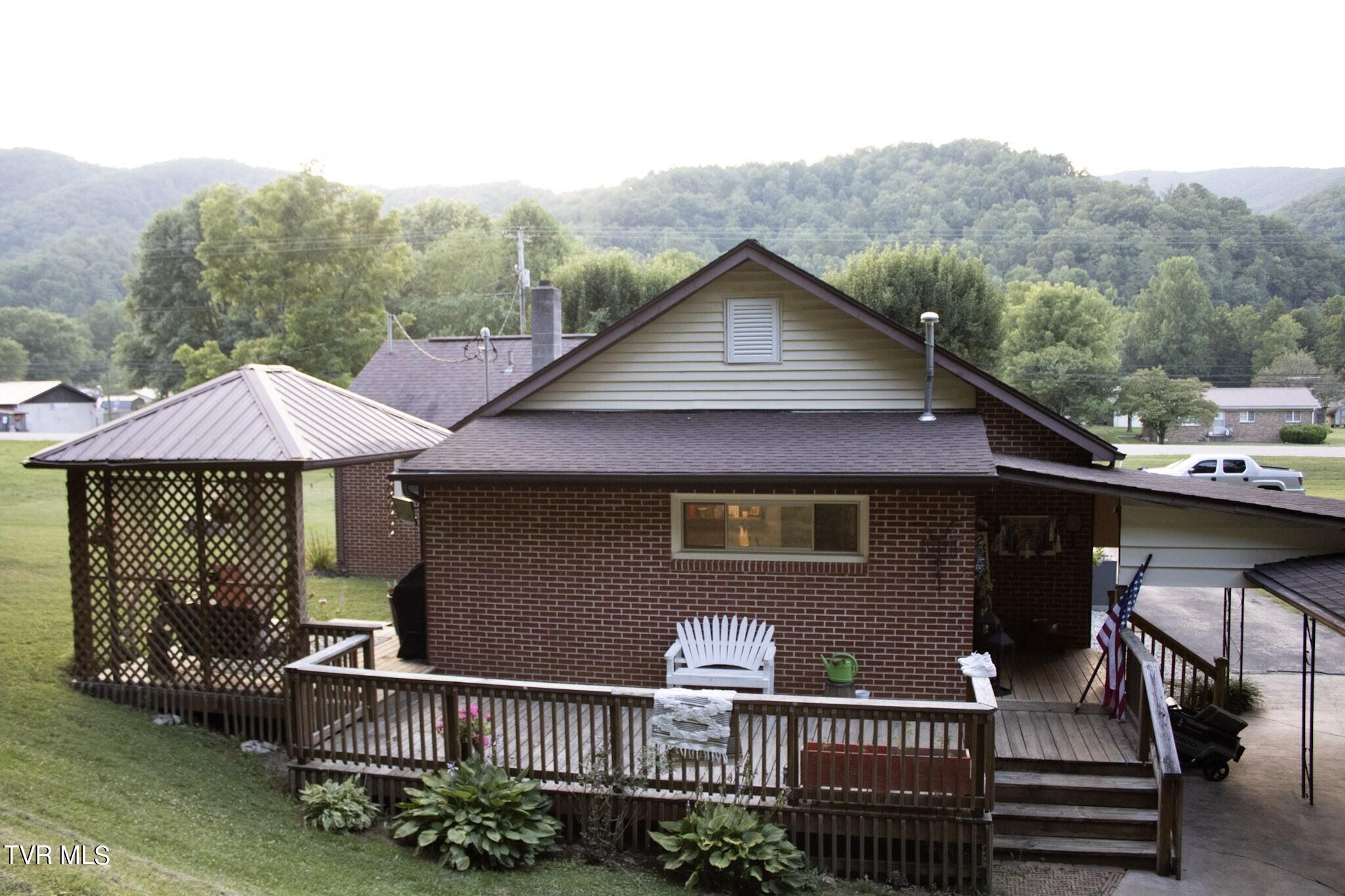 3026 Temple Hill Road Erwin, TN 37650 - Photo 11 of 46 IMG_1549