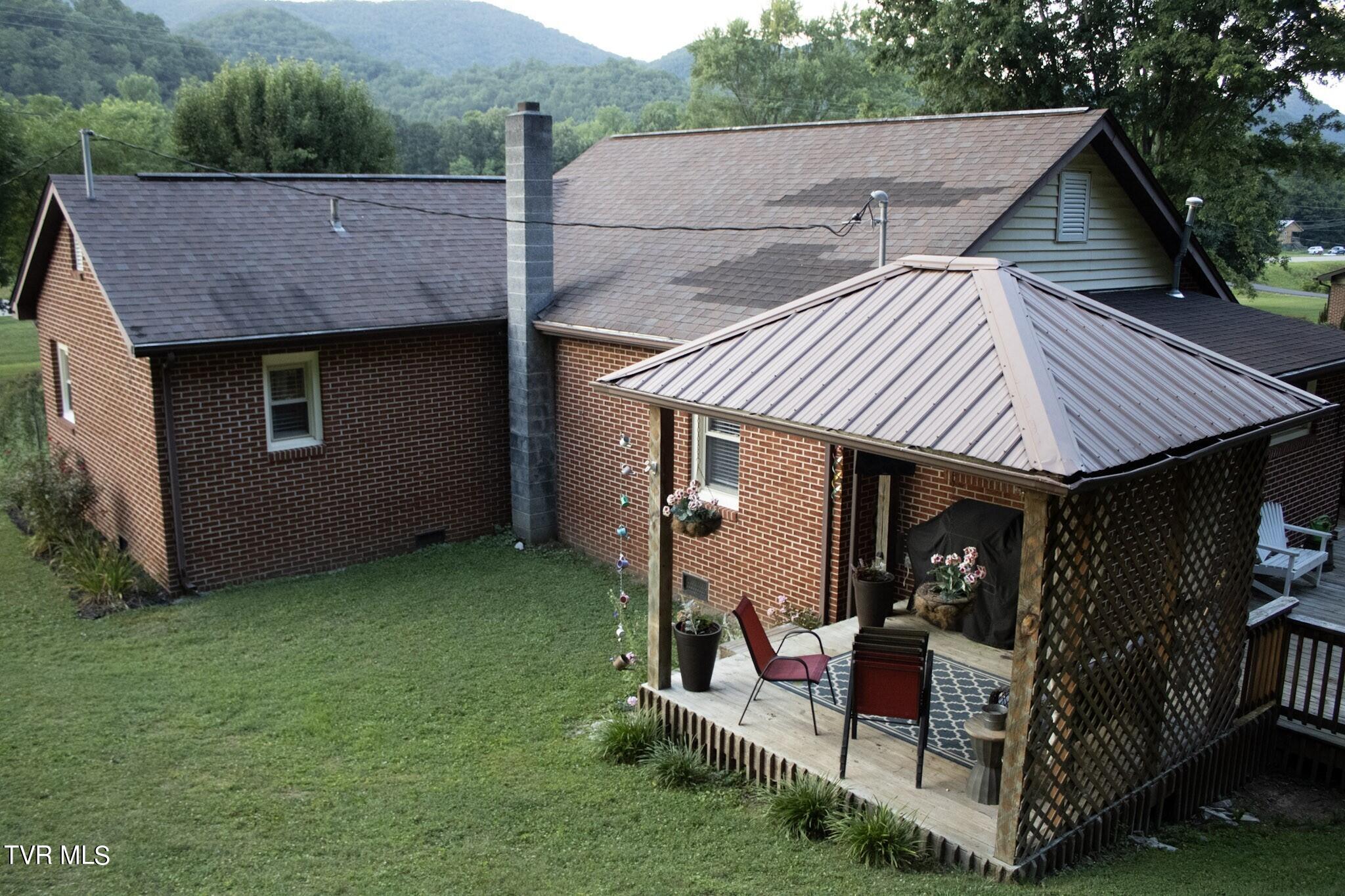 3026 Temple Hill Road Erwin, TN 37650 - Photo 14 of 46 IMG_1558