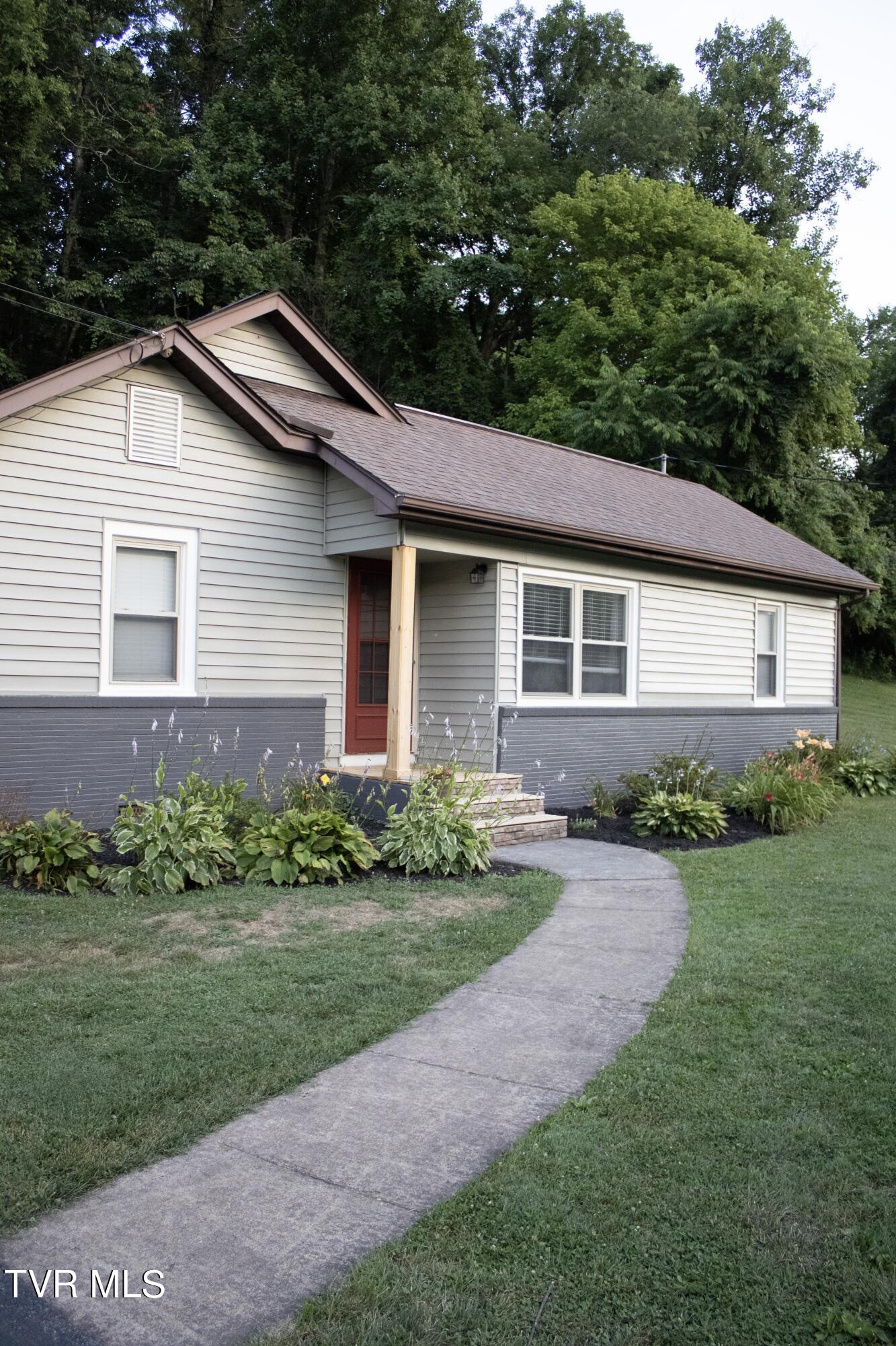 3026 Temple Hill Road Erwin, TN 37650 - Photo 2 of 46 IMG_1534