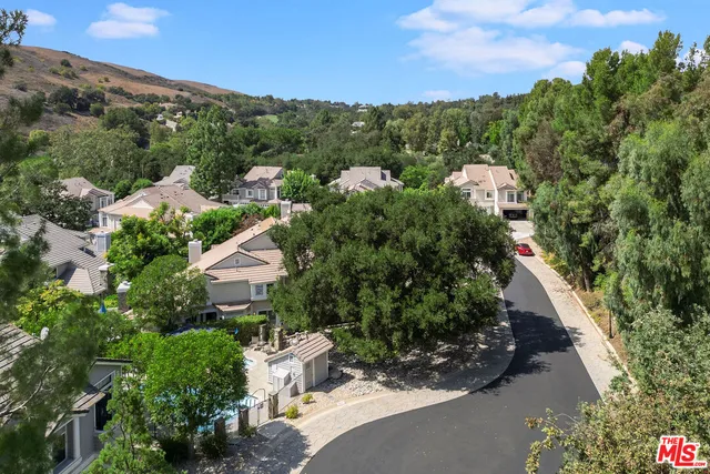 $1,299,000 | 5639 Starwood Court, Westlake Village, CA 91362