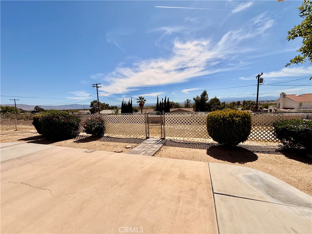 14890 Apple Valley Road Apple Valley, CA 92307 - Photo 29 of 31
