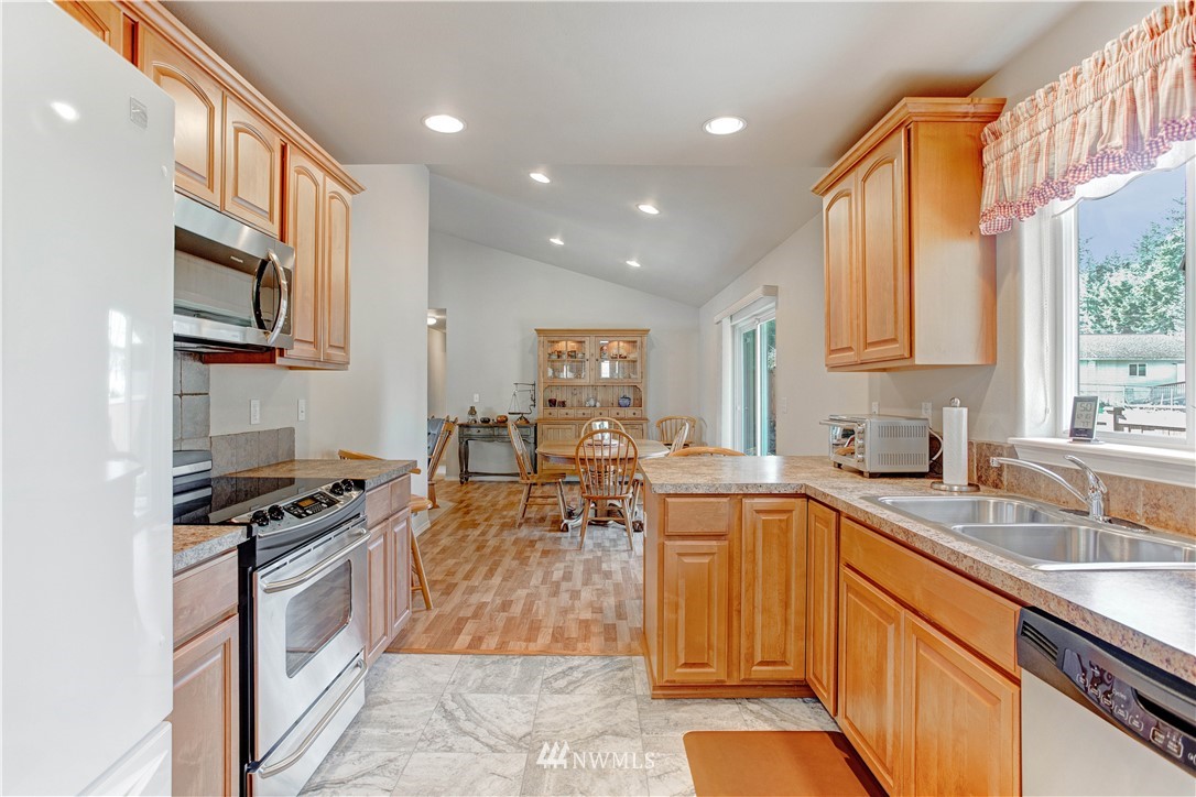 2329 Scheuber Ridge Court Centralia, WA 98531 - Photo 13 of 35 Gallery Image 13
