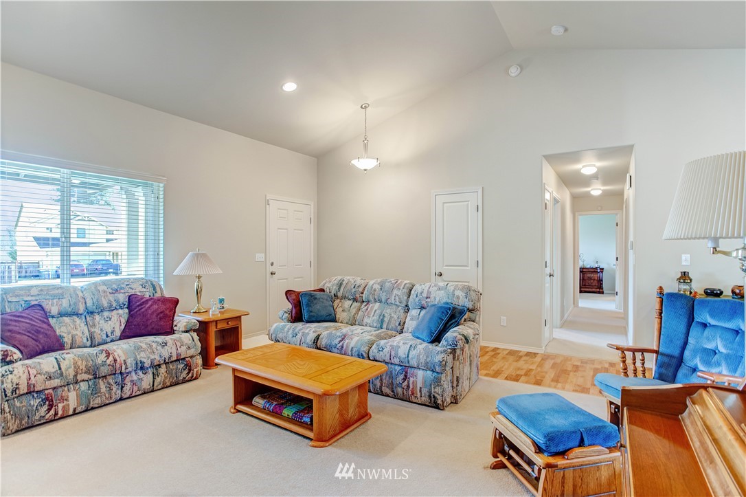2329 Scheuber Ridge Court Centralia, WA 98531 - Photo 5 of 35 Gallery Image 5