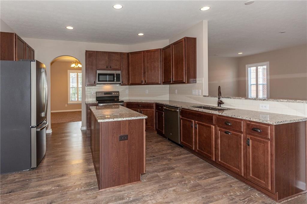 7074 West Ridge Run Court Greenfield, IN 46140 - Photo 11 of 25 Gallery Image 11
