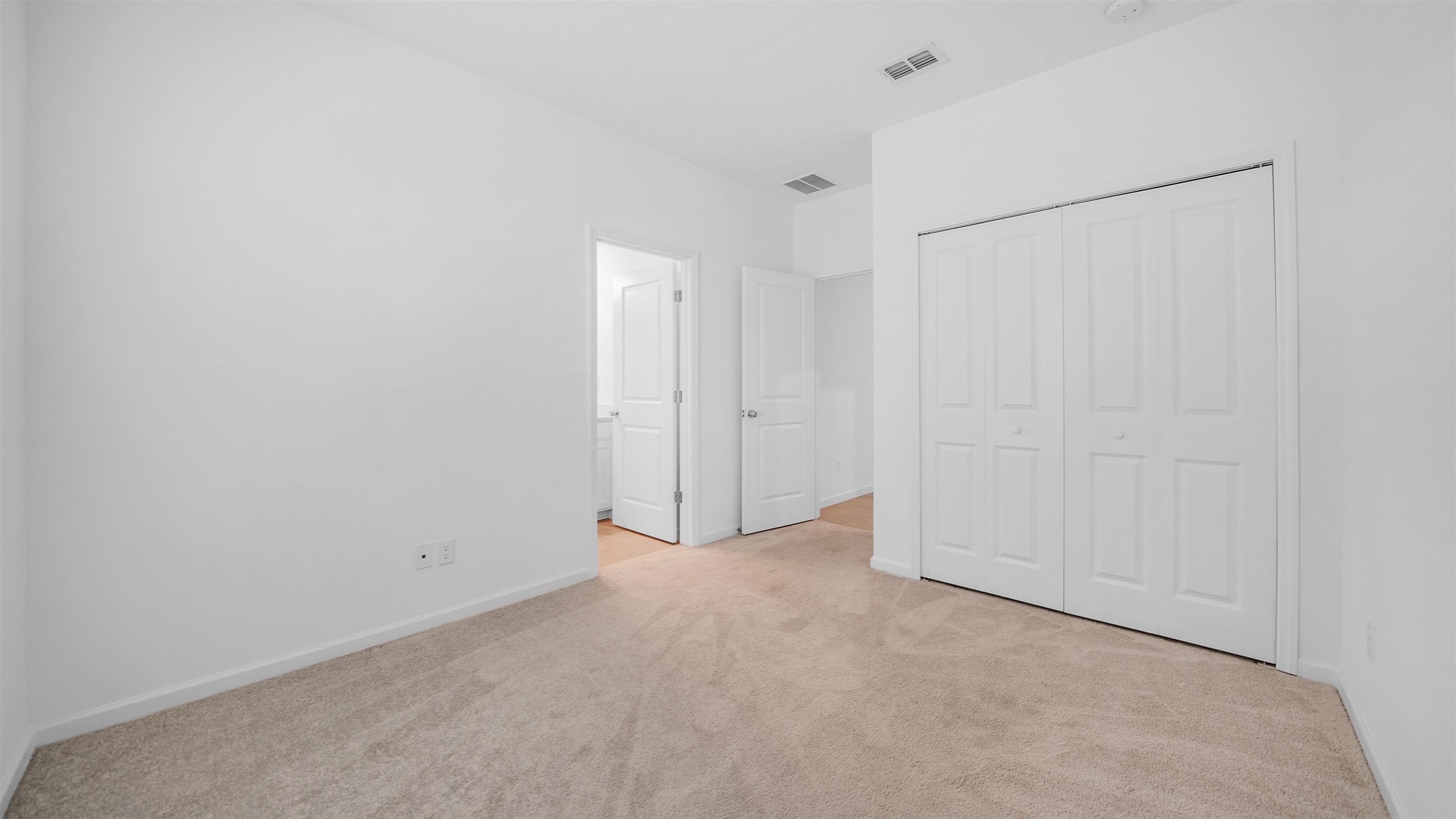 264 Lake Sinclair Street St. Augustine, FL 32084 - Photo 29 of 40 a view of an empty room