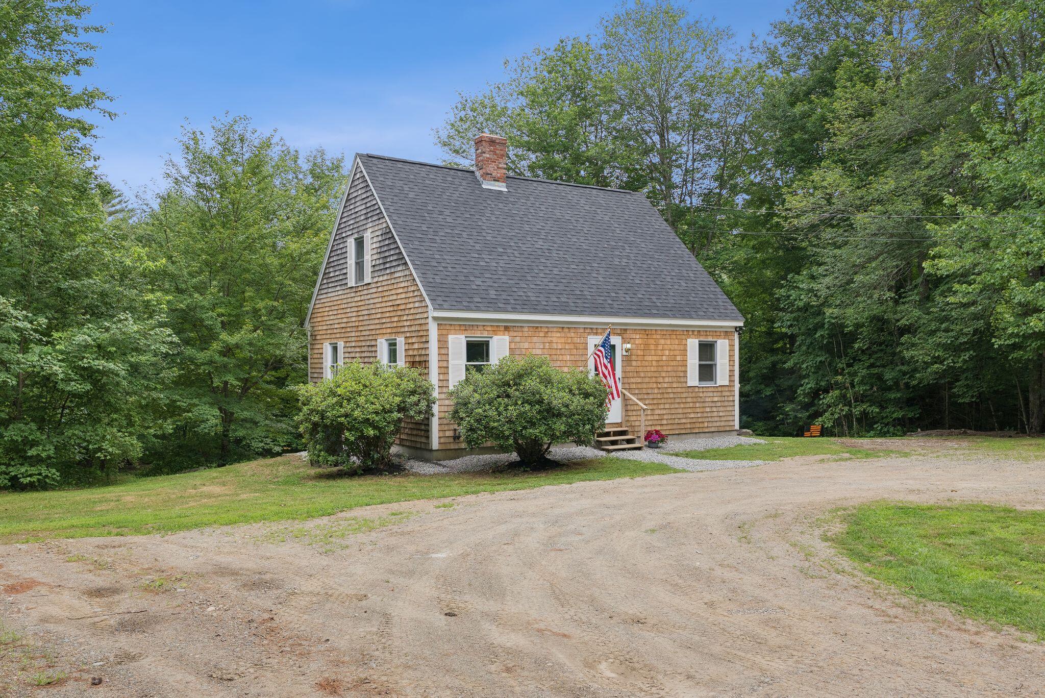 296 Gardiner Road Jefferson, ME 04348 - Photo 2 of 60 12_DSC06193