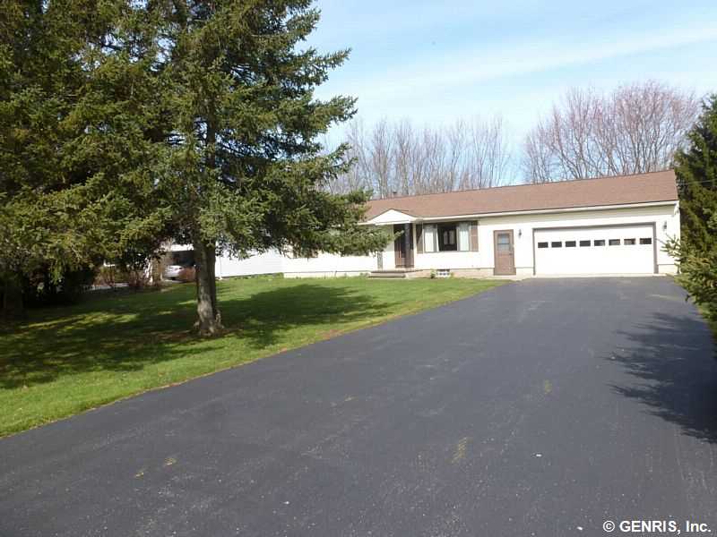 118 Huffer Road Parma, NY 14468 - Photo 1 of 1 Exterior Front.