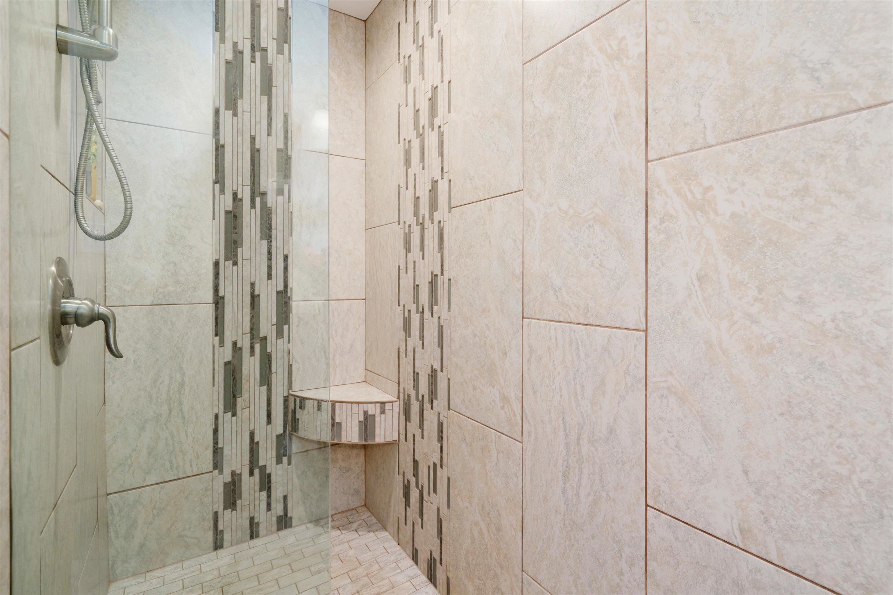 2747 South Kihei Road, Unit B203 Kihei, HI 96753 - Photo 14 of 44 a bathroom with a glass shower door