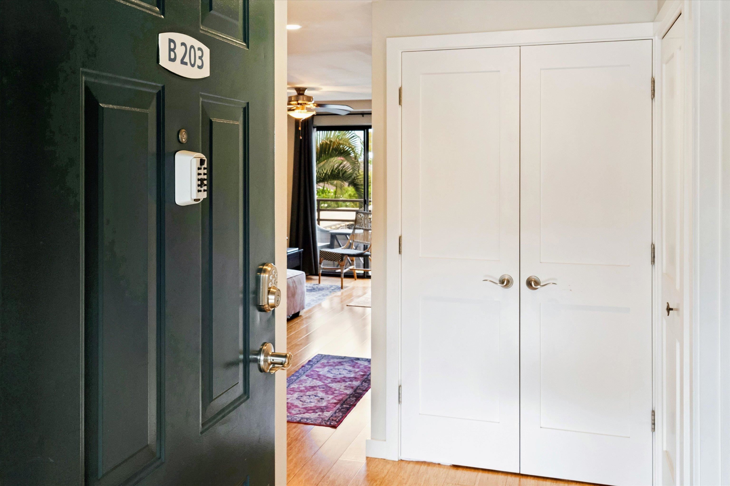 2747 South Kihei Road, Unit B203 Kihei, HI 96753 - Photo 31 of 44 a view of bathroom