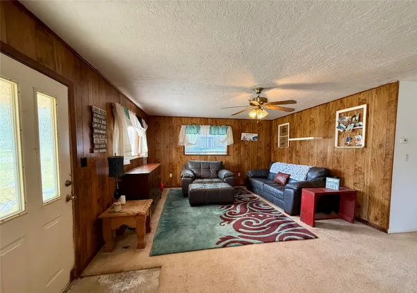 $1,400 | 282 Water View Drive, Livingston, TX 77351