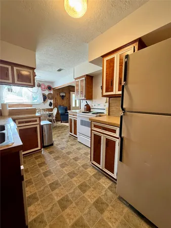 $1,400 | 282 Water View Drive, Livingston, TX 77351