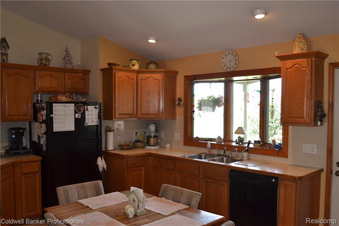 1393 Turrill Road Lapeer, MI 48446 - Photo 11 of 39 026.JPG