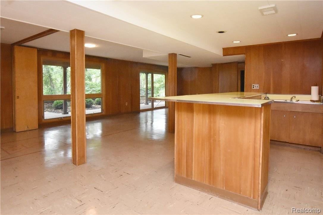 2485 Worcester Road West Bloomfield, MI 48323 - Photo 34 of 40 Worcester2485new_33.JPG