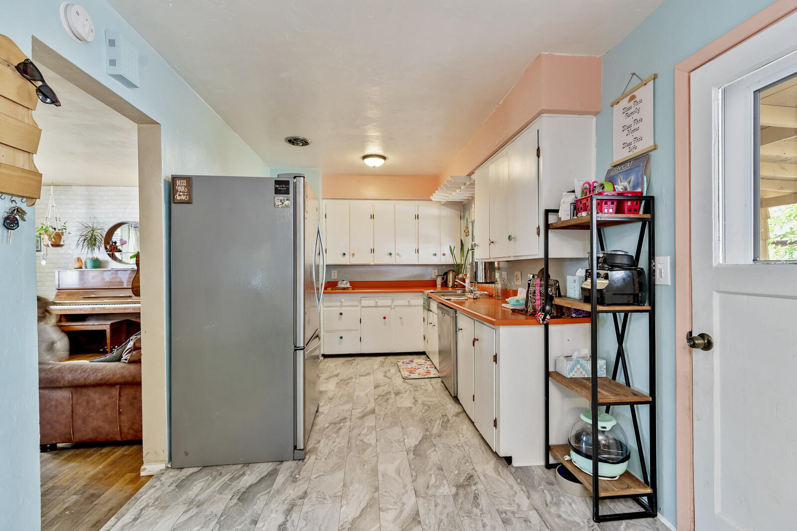 502 Wagner Creek Road Talent, OR 97540 - Photo 9 of 35 17_WCR_17_mls