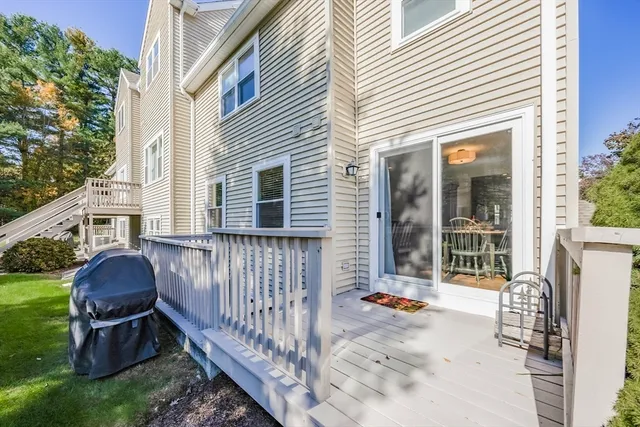 $849,000 | 18 Tisdale Drive, Unit 18, Dover, MA 02030