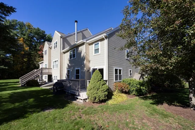 $849,000 | 18 Tisdale Drive, Unit 18, Dover, MA 02030