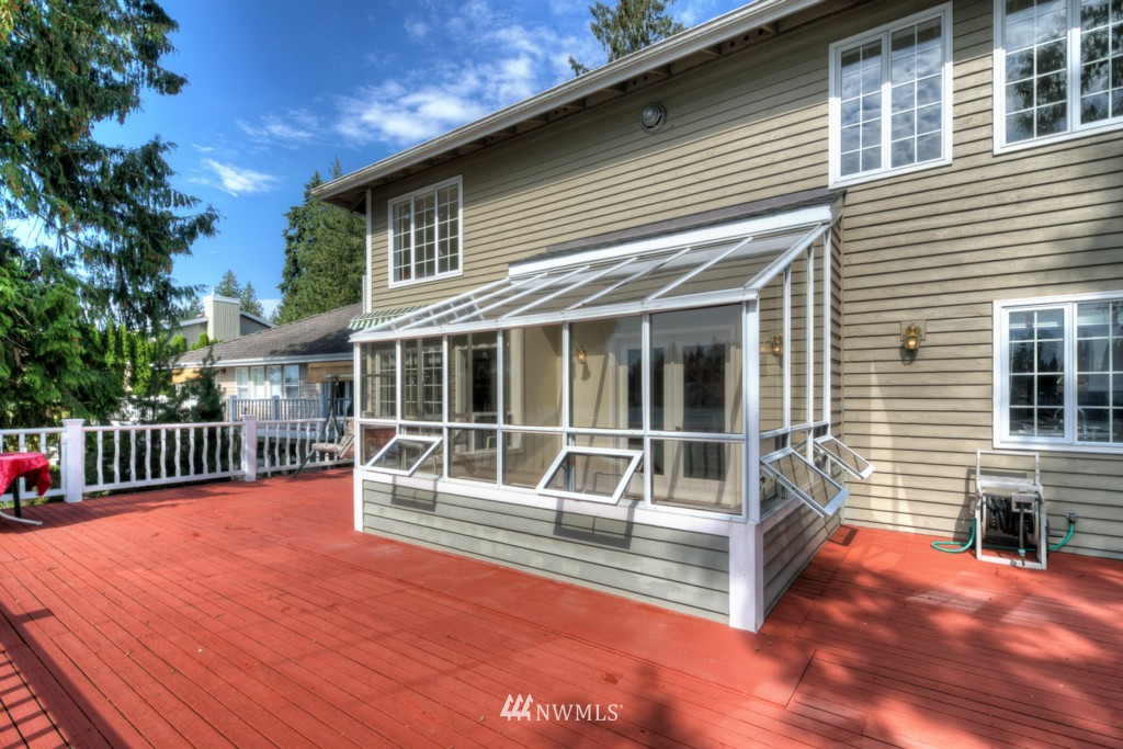 6916 Vandermark Road East Bonney Lake, WA 98391 - Photo 19 of 25