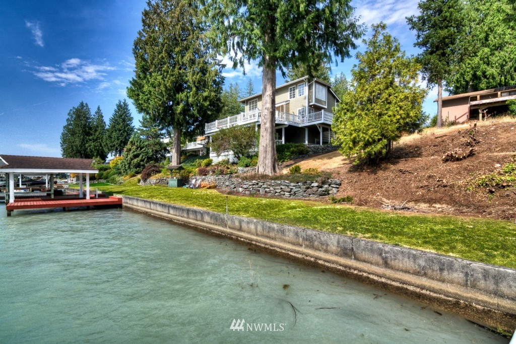 6916 Vandermark Road East Bonney Lake, WA 98391 - Photo 24 of 25