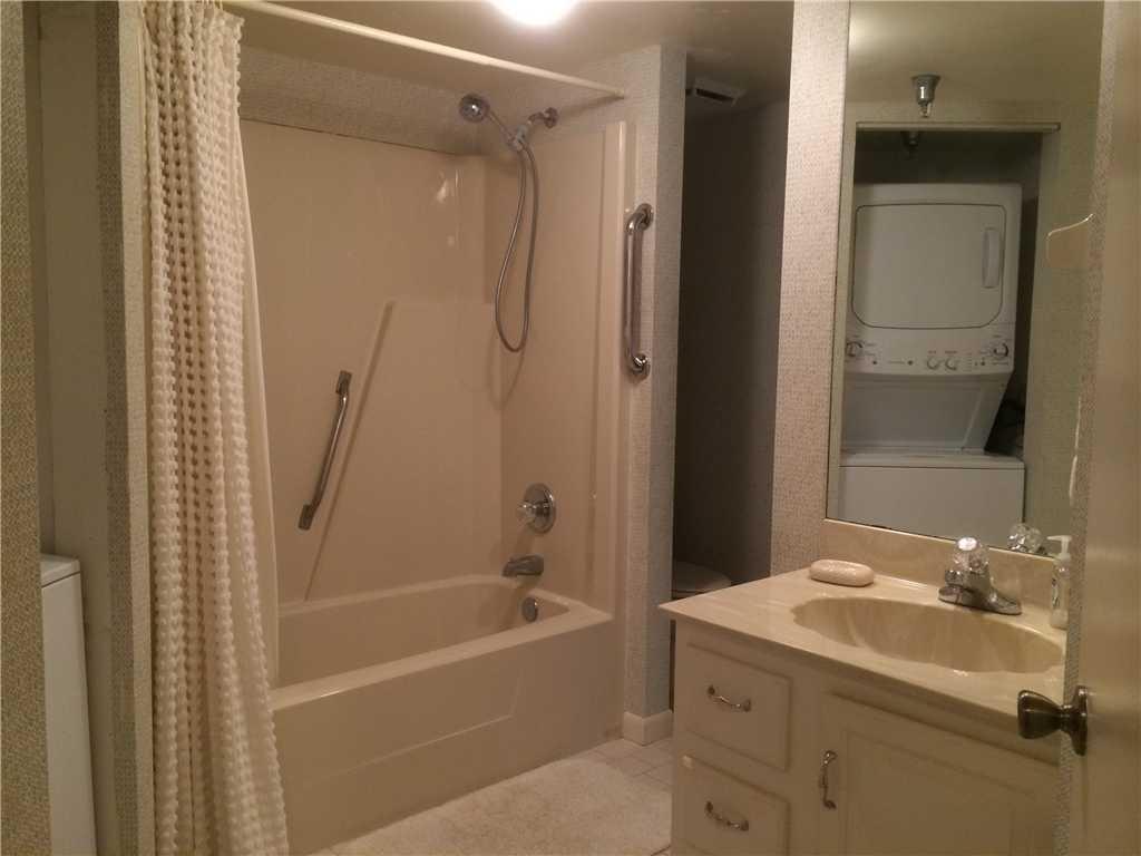 9612 Riverside Drive, Unit 201 Sebastian, FL 32958 - Photo 13 of 26 Bathroom 2