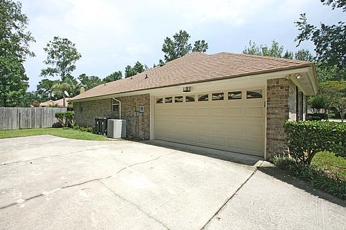 3064 Nautilus Road Middleburg, FL 32068 - Photo 9 of 21 Side of Exterior