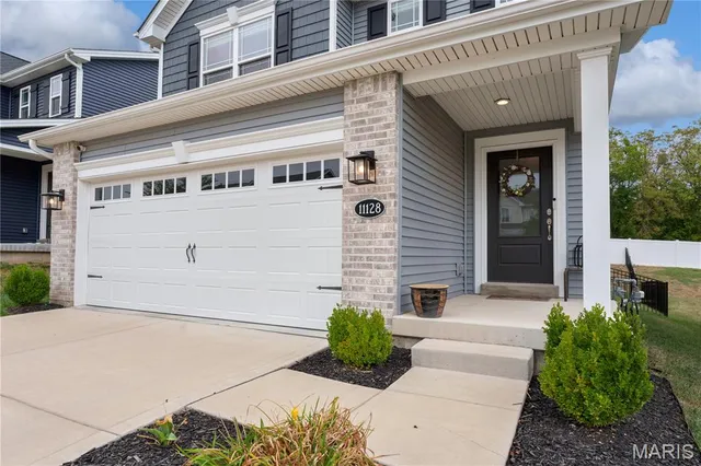 $400,000 | 11128 Fort Samuel Drive, Bridgeton, MO 63044