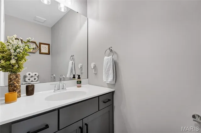 $400,000 | 11128 Fort Samuel Drive, Bridgeton, MO 63044