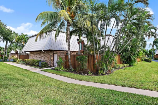 $3,500 | 1420 Ocean Way, Unit 28C, Jupiter, FL 33477