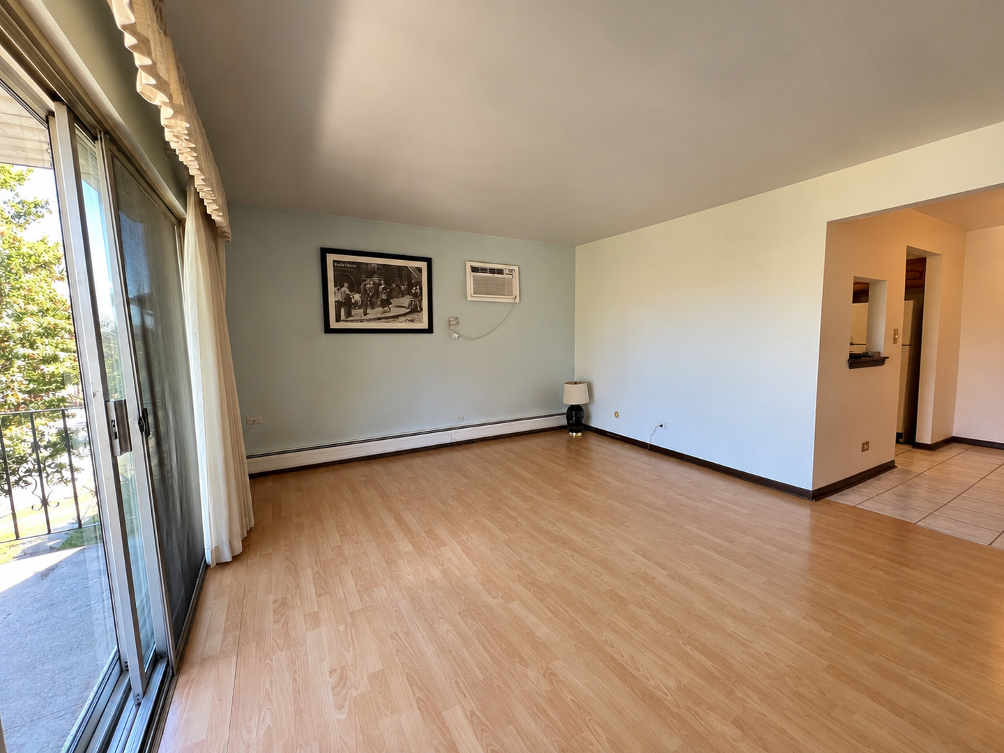 6119 Marshall Avenue, Unit 3E Chicago Ridge, IL 60415 - Photo 3 of 11 Gallery Image 3