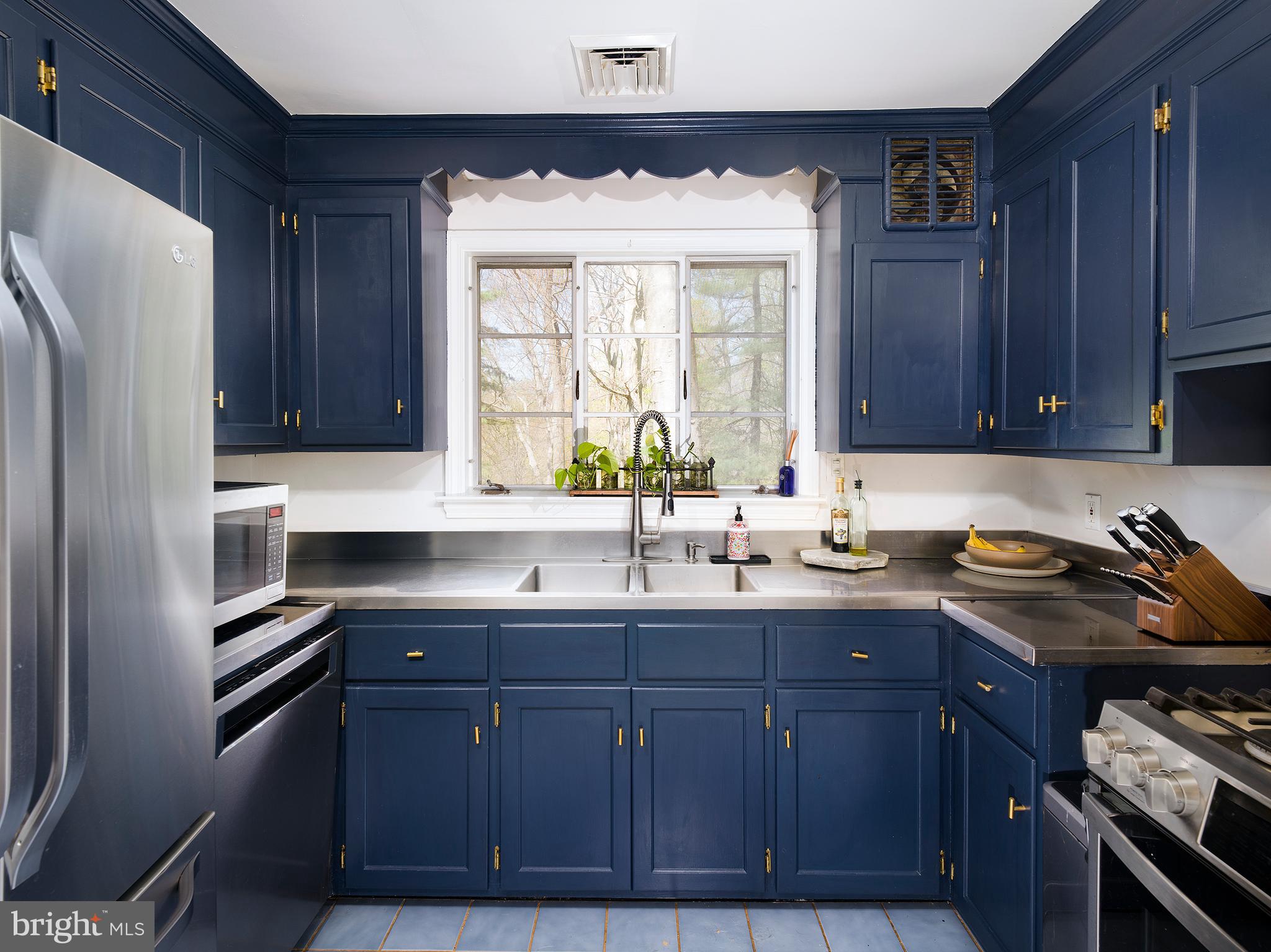 208 Marple Road Haverford, PA 19041 - Photo 10 of 26 Kitchen
