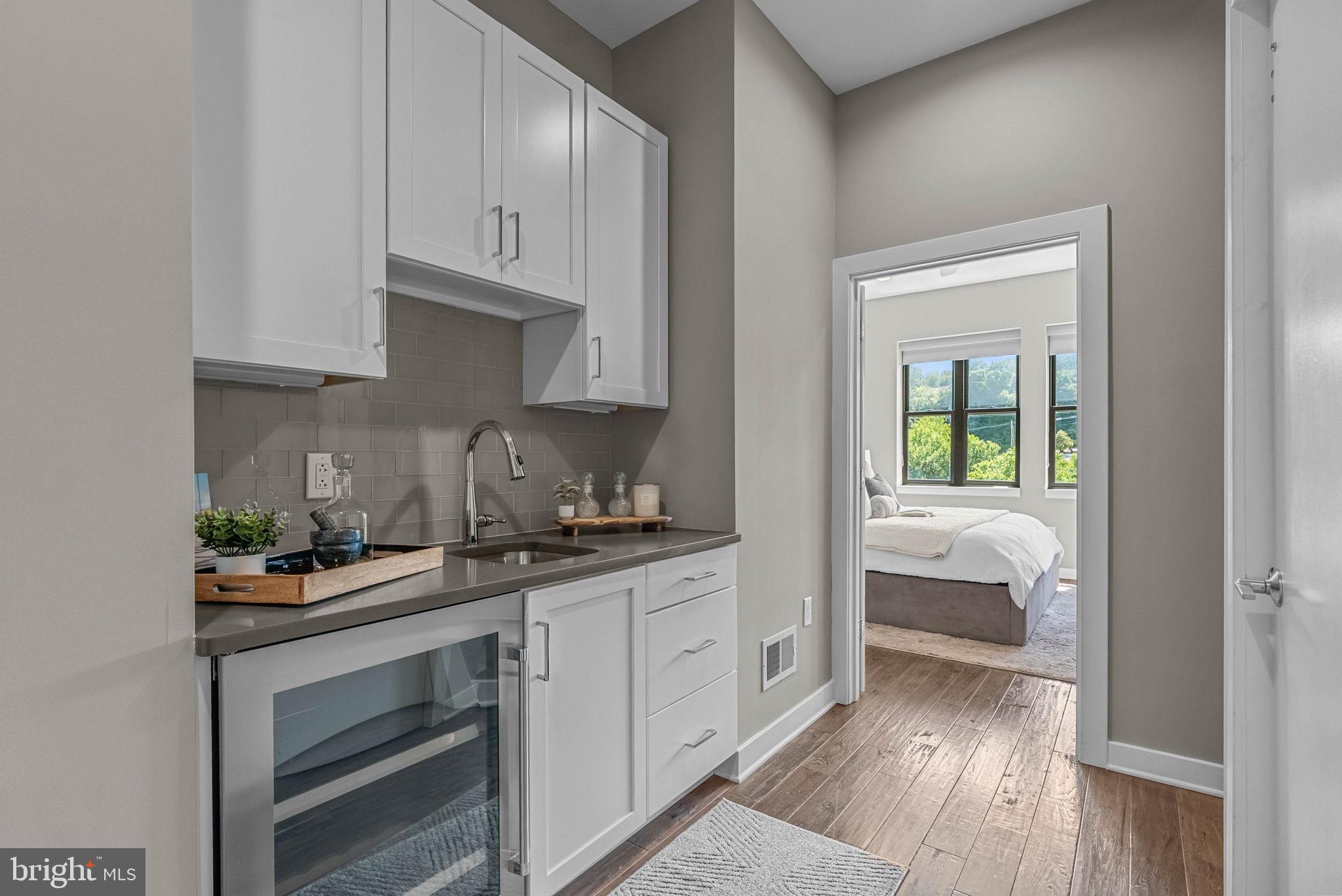 4574 Riverside Way Philadelphia, PA 19127 - Photo 29 of 56
