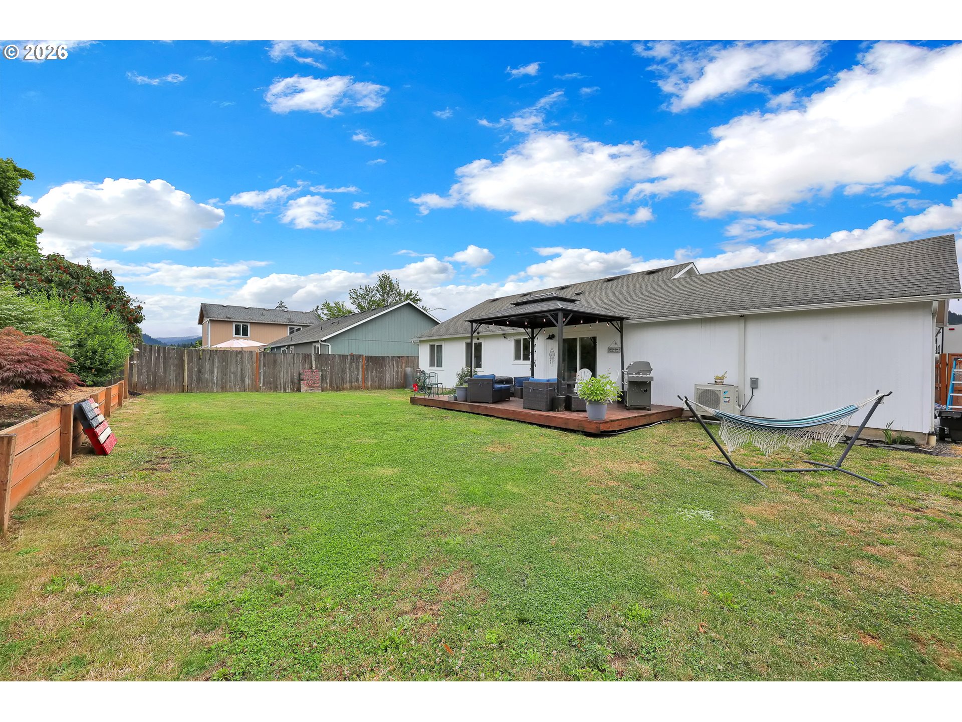 3938 Douglas Drive Springfield, OR 97478 - Photo 37 of 44