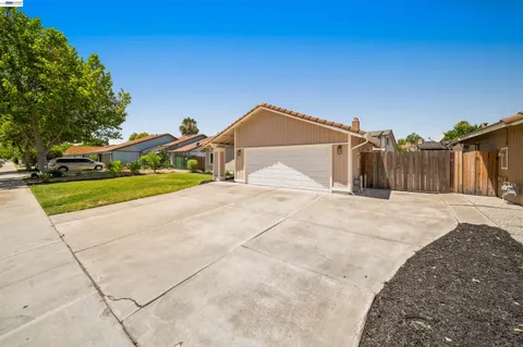 $539,000 | 2865 Ponte Mira Way, Tracy, CA 95376