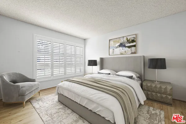 $389,995 | 824 Pinetree Circle, Unit 14, Thousand Oaks, CA 91360