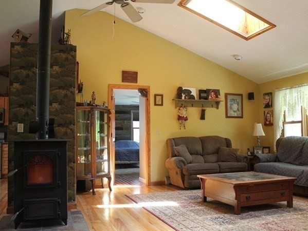 112 Reimers Road Monson, MA 01057 - Photo 15 of 41