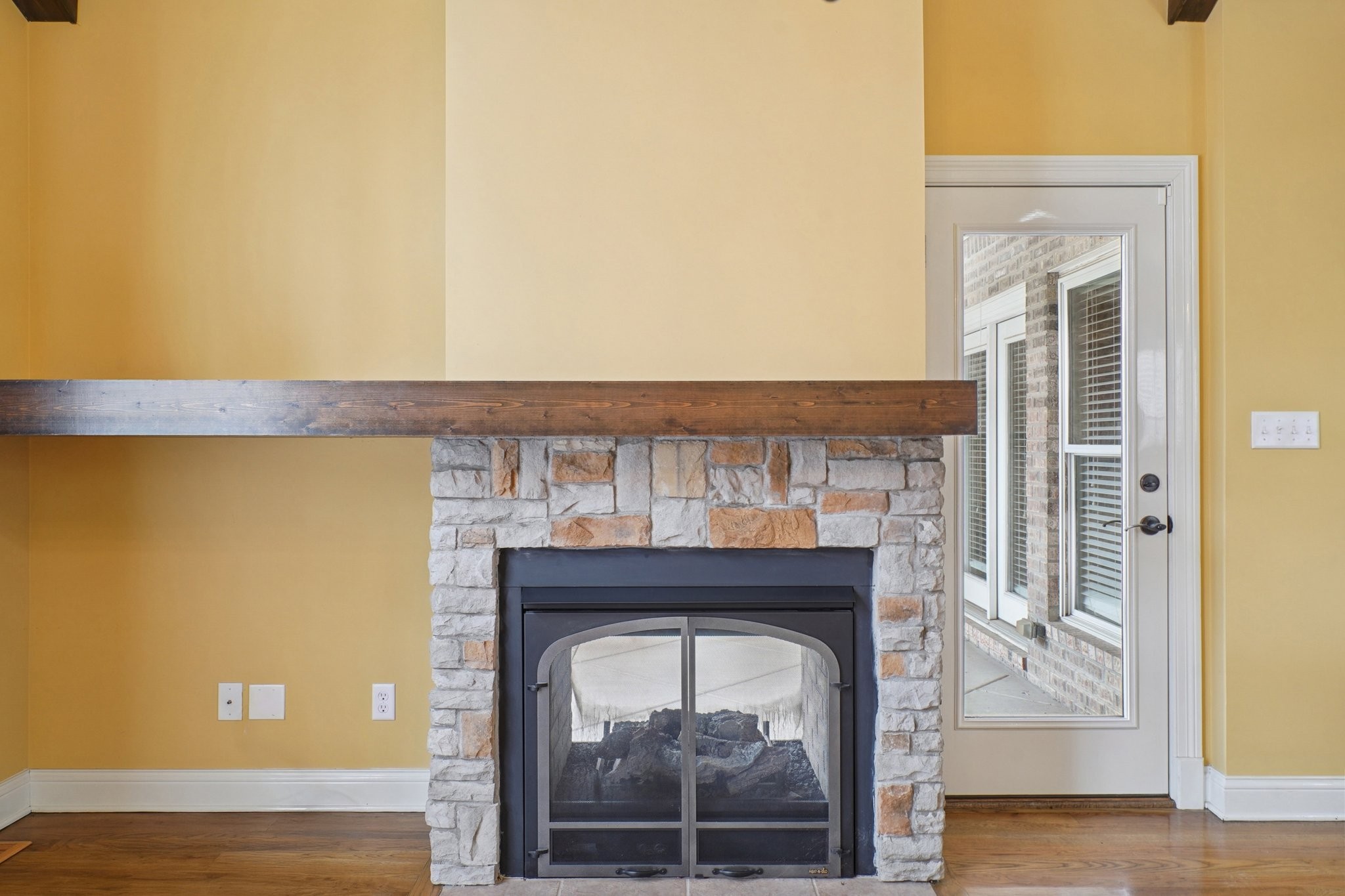 113 Timber Ridge Court Alvaton, KY 42122 - Photo 14 of 81 a close view of a fireplace