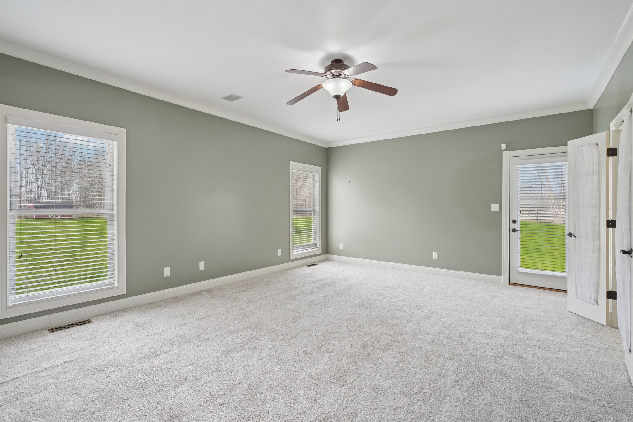 113 Timber Ridge Court Alvaton, KY 42122 - Photo 30 of 81 a view of an empty room with a window