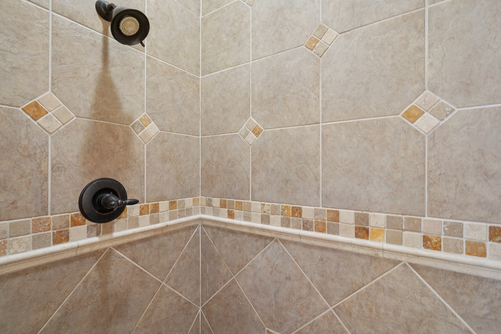 113 Timber Ridge Court Alvaton, KY 42122 - Photo 33 of 81 a bathroom with a shower and a shower