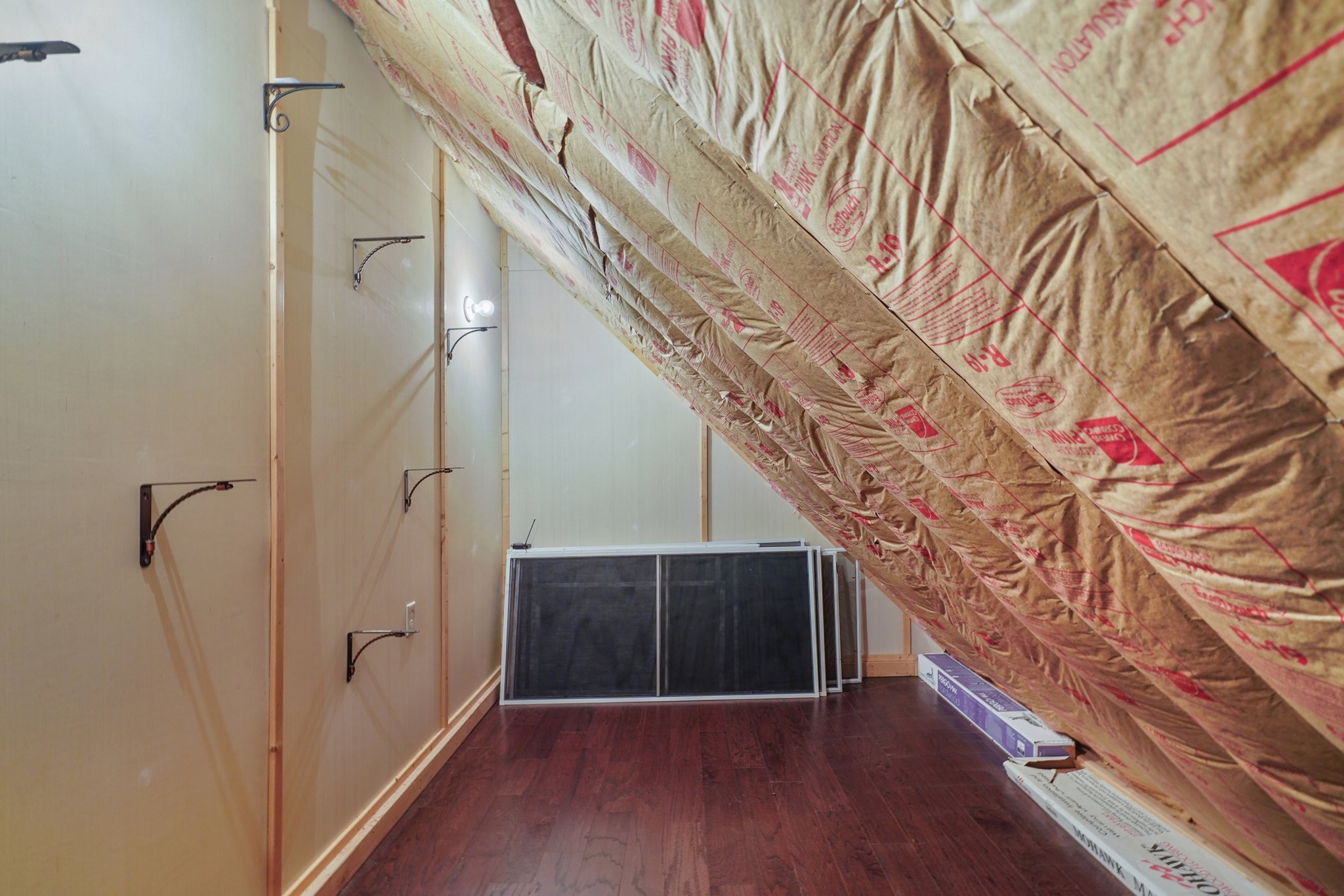 113 Timber Ridge Court Alvaton, KY 42122 - Photo 51 of 81 a view of entryway with stairs and wooden floor