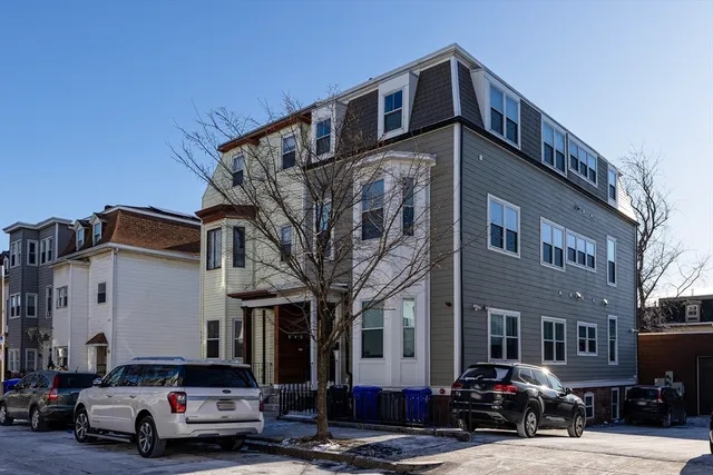 a car parked in front of a building