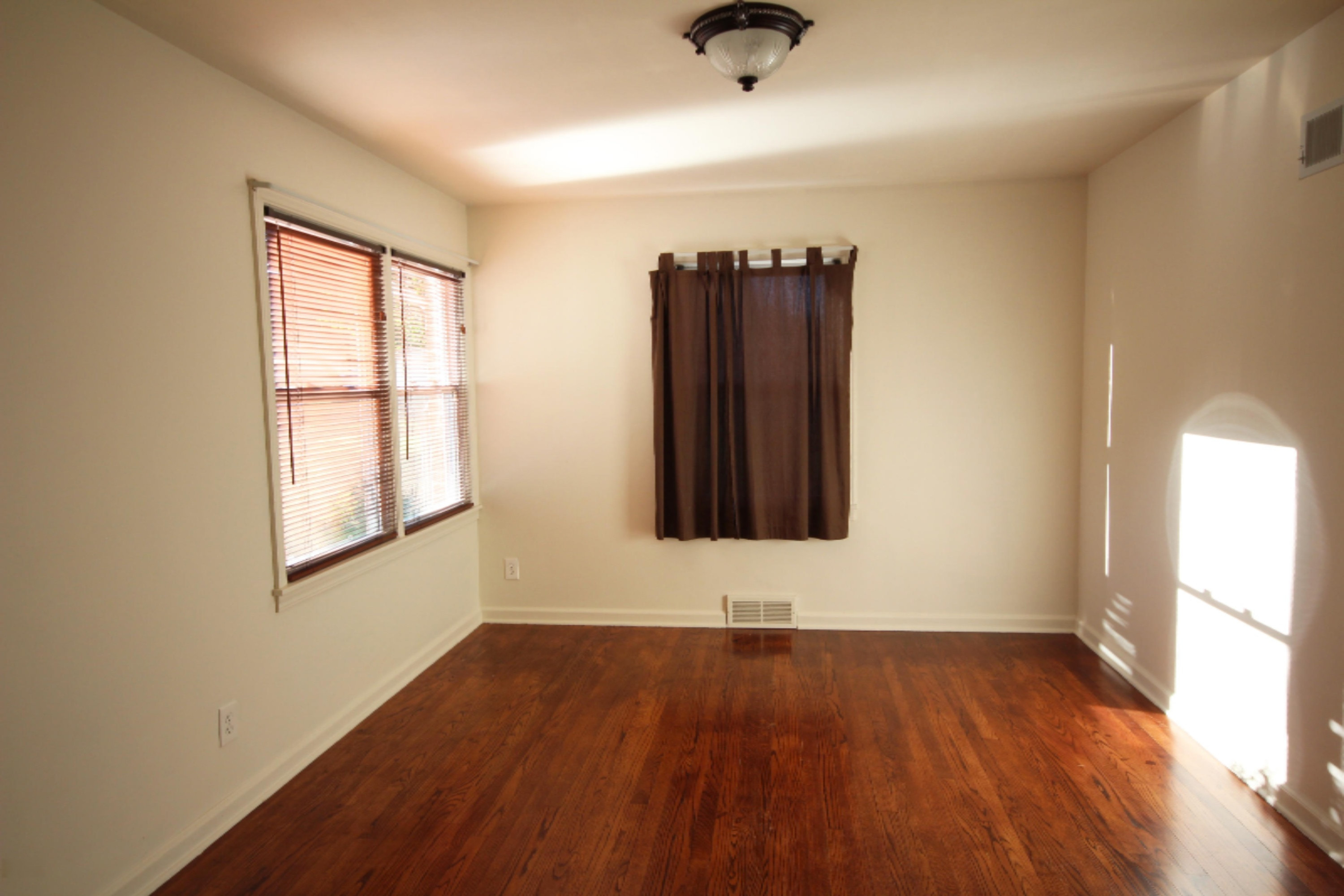 12871 South Sprinkle Road Vicksburg, MI 49097 - Photo 21 of 24 12871 Sprinkle 20