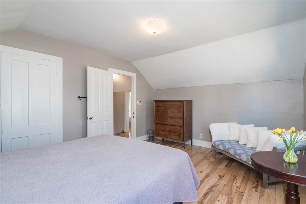 31 Lilly Street Northampton, MA 01062 - Photo 14 of 37