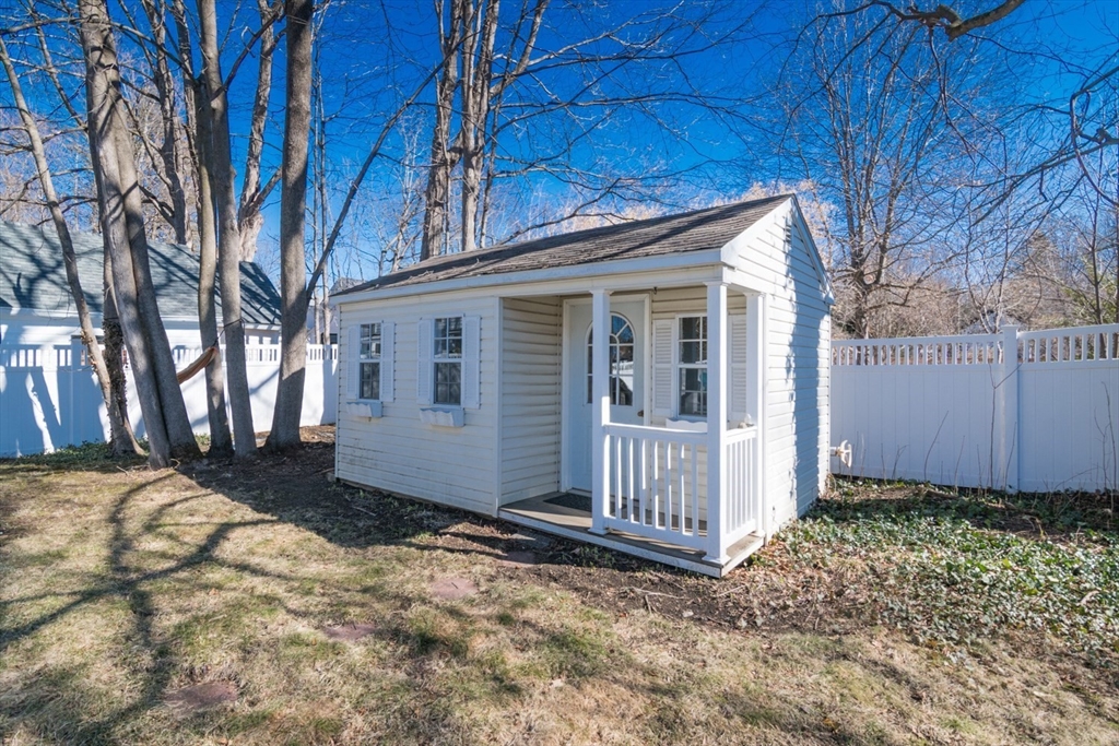 31 Lilly Street Northampton, MA 01062 - Photo 26 of 37