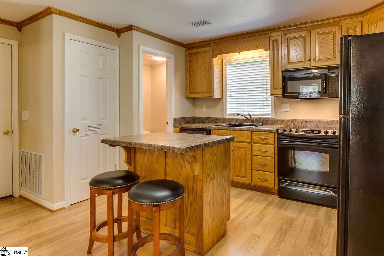84 Fort Lindley Road Laurens, SC 29360 - Photo 13 of 26