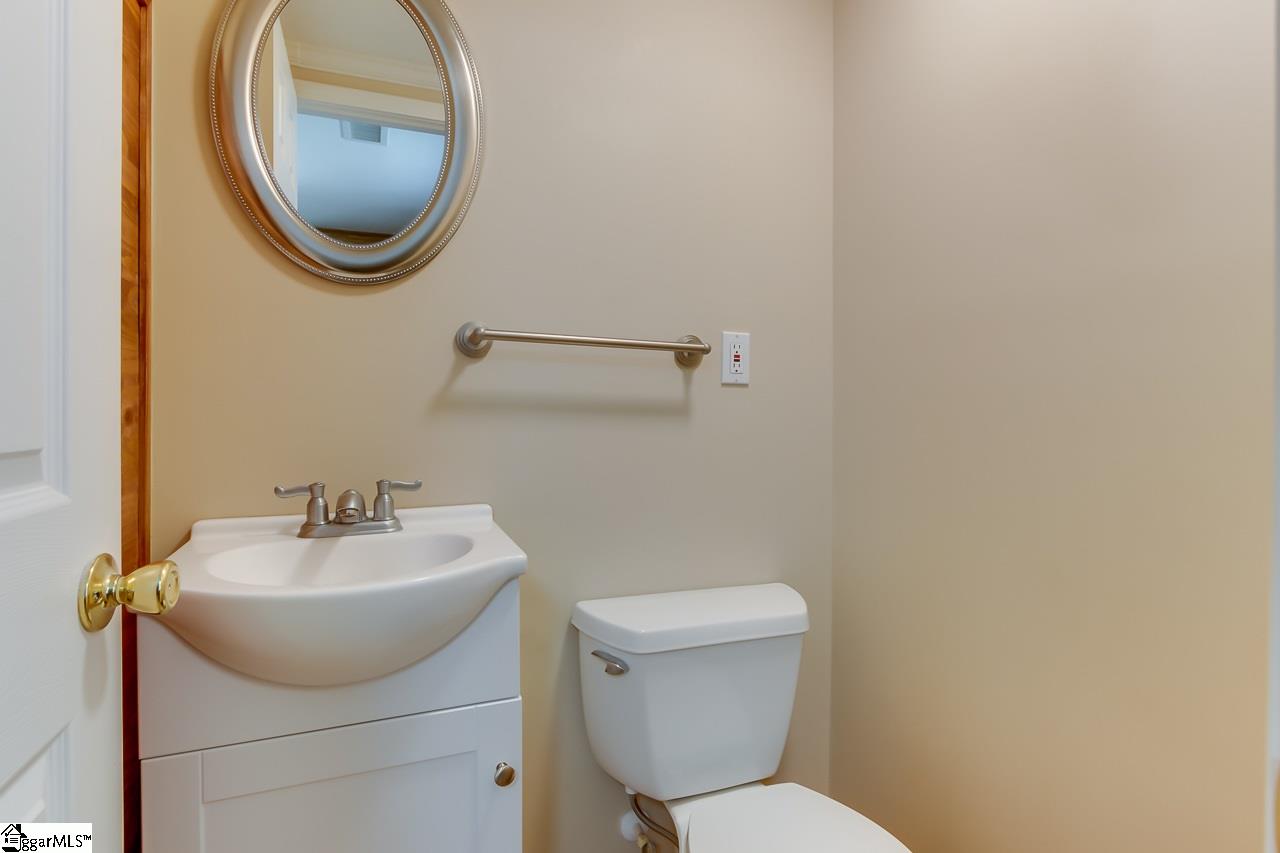 84 Fort Lindley Road Laurens, SC 29360 - Photo 15 of 26
