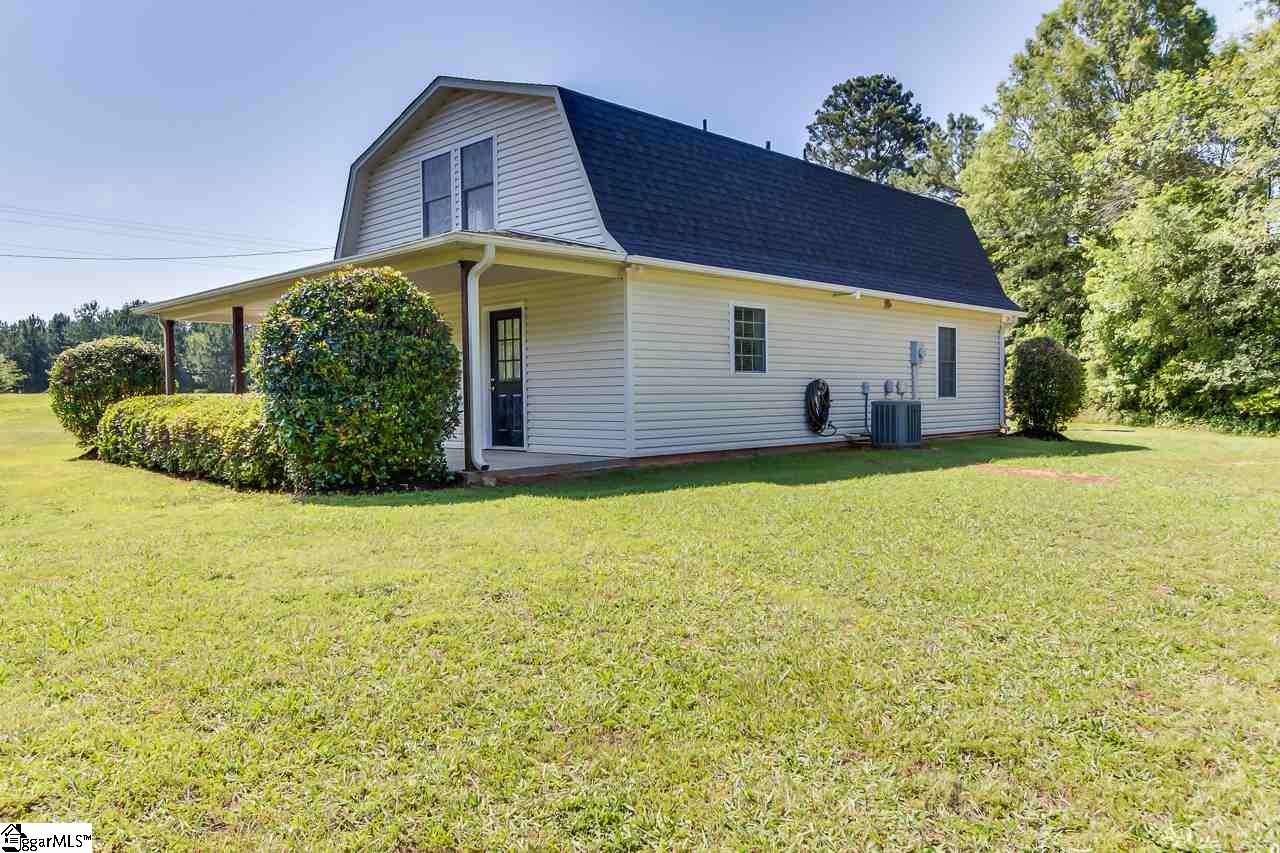 84 Fort Lindley Road Laurens, SC 29360 - Photo 5 of 26