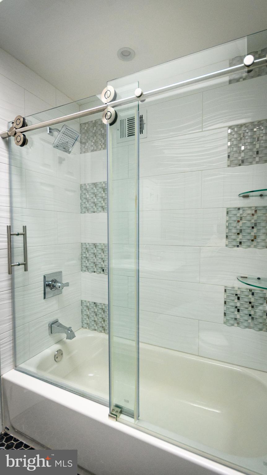12424 Barbary Road Philadelphia, PA 19154 - Photo 17 of 28