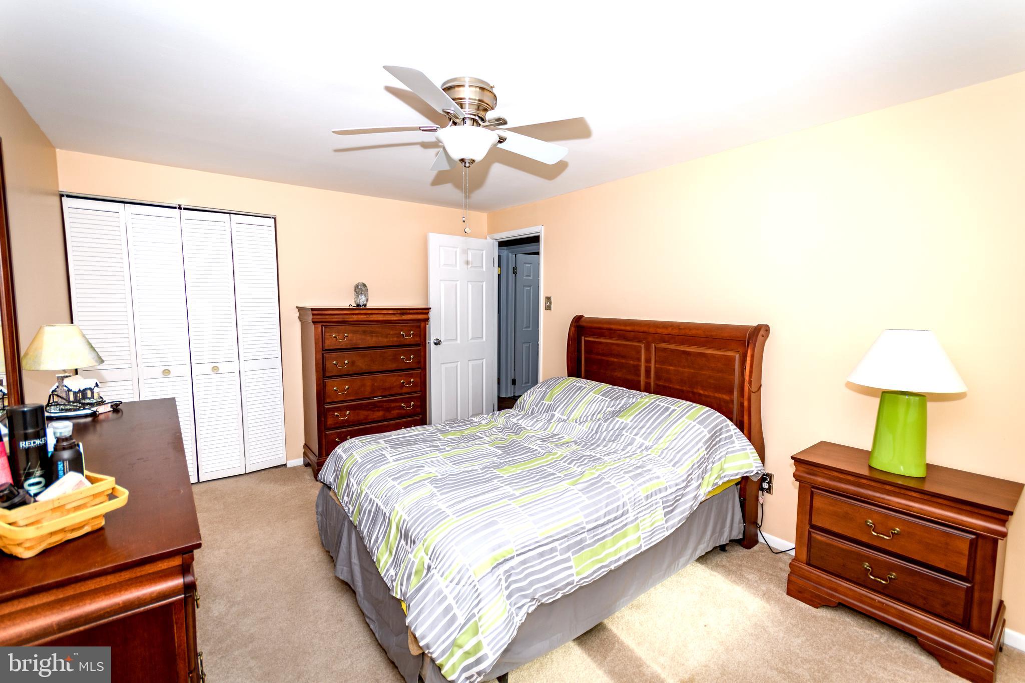 12424 Barbary Road Philadelphia, PA 19154 - Photo 19 of 28