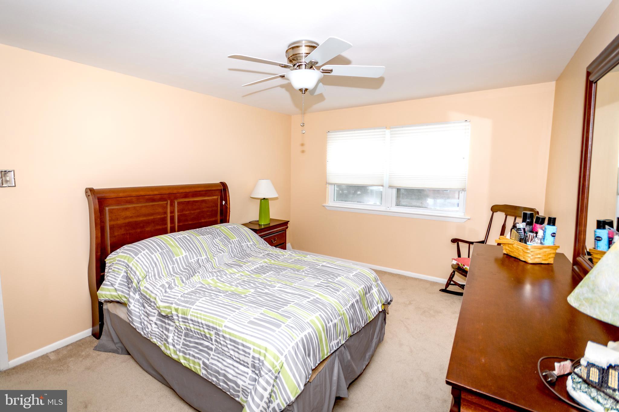 12424 Barbary Road Philadelphia, PA 19154 - Photo 20 of 28