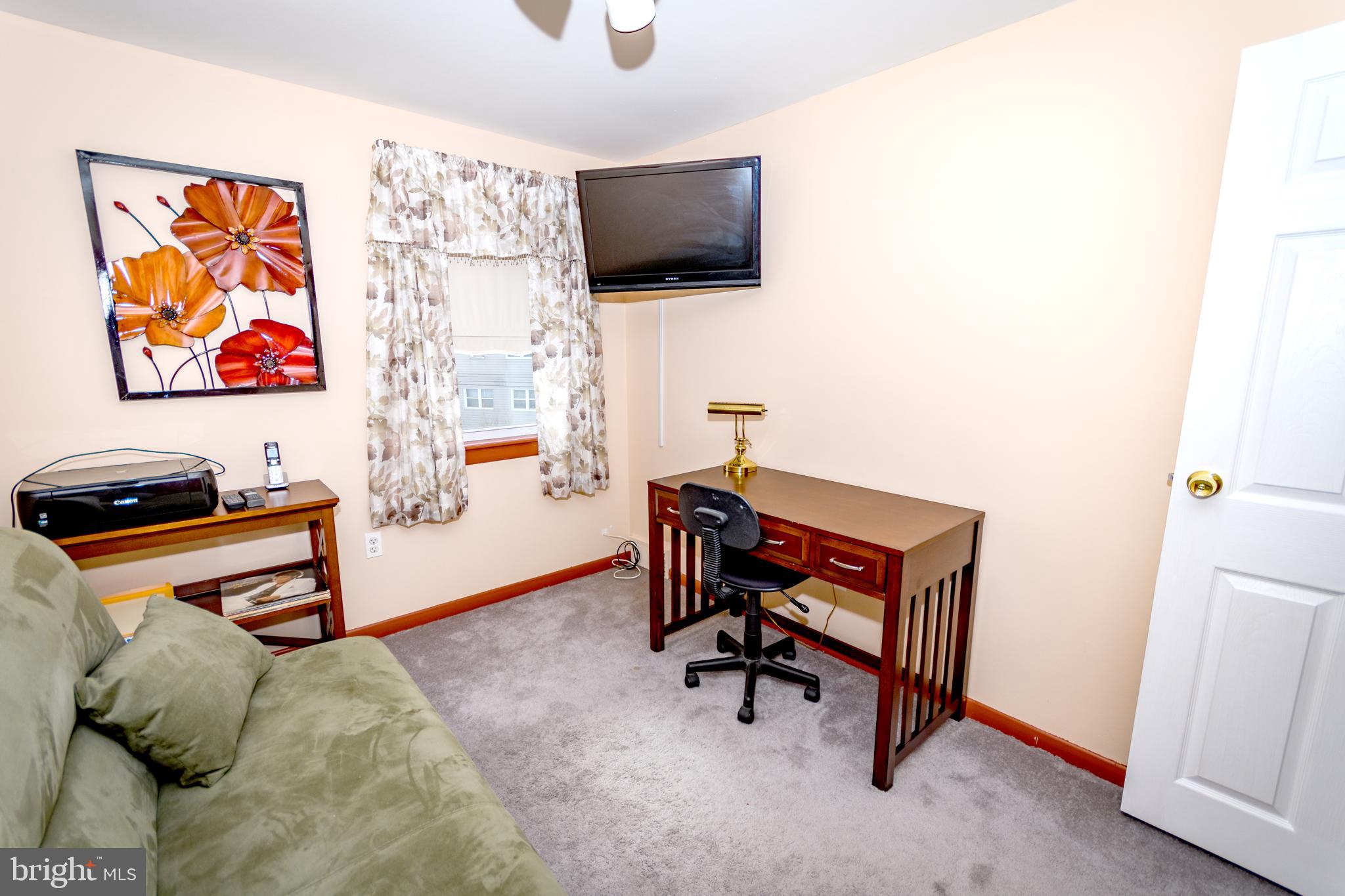 12424 Barbary Road Philadelphia, PA 19154 - Photo 23 of 28